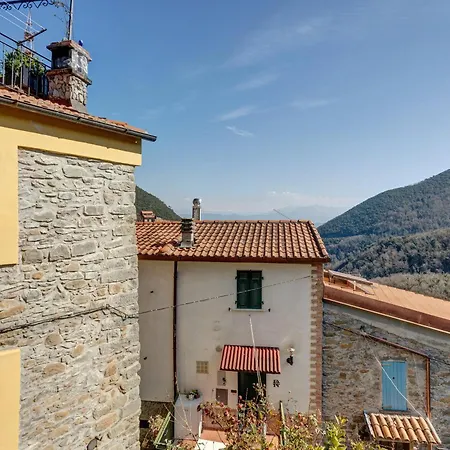 Apartment Il Giostro 2 Biassa